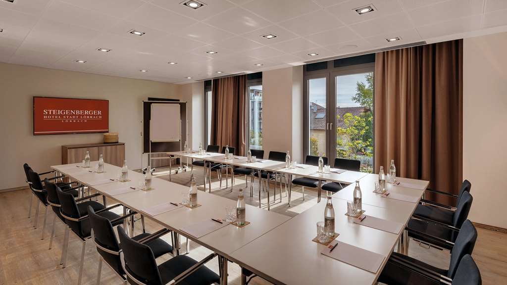 Hotel Stadt Loerrach Facilidades foto